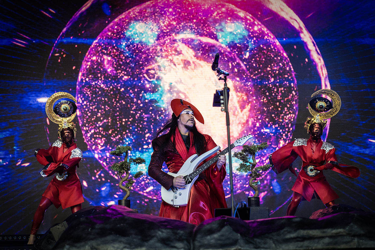 Empire Of The Sun live on tour